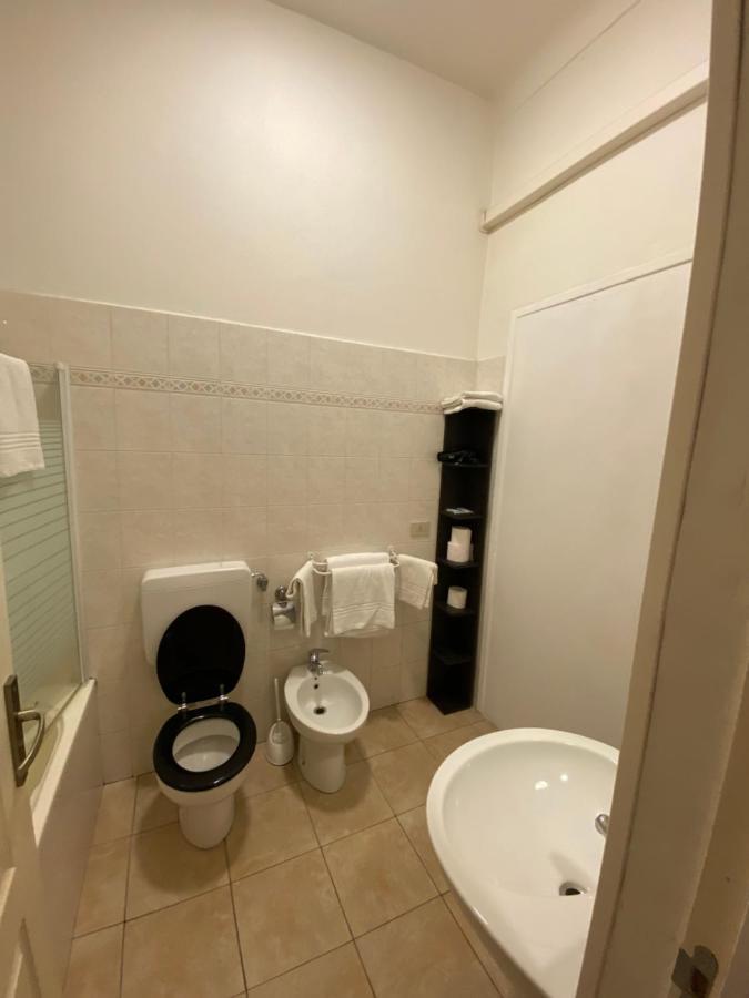 Cavour Guest House Ventimiglia Exteriér fotografie